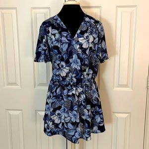 Women’s Short Sleeve Floral Blouse by LANE BRYANT Navy/White SZ 16